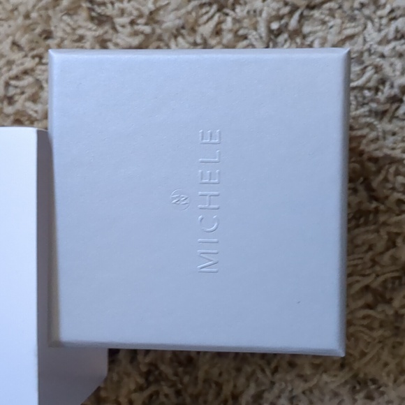 Michelle Cape Watch - Picture 6 of 7